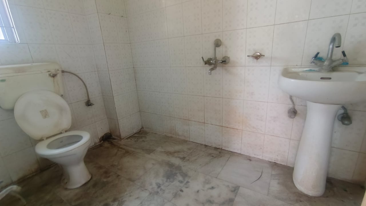 Unfurnished 2bhk in Gokul Path, Bormotoria, Guwahati, Assam, India for Rent